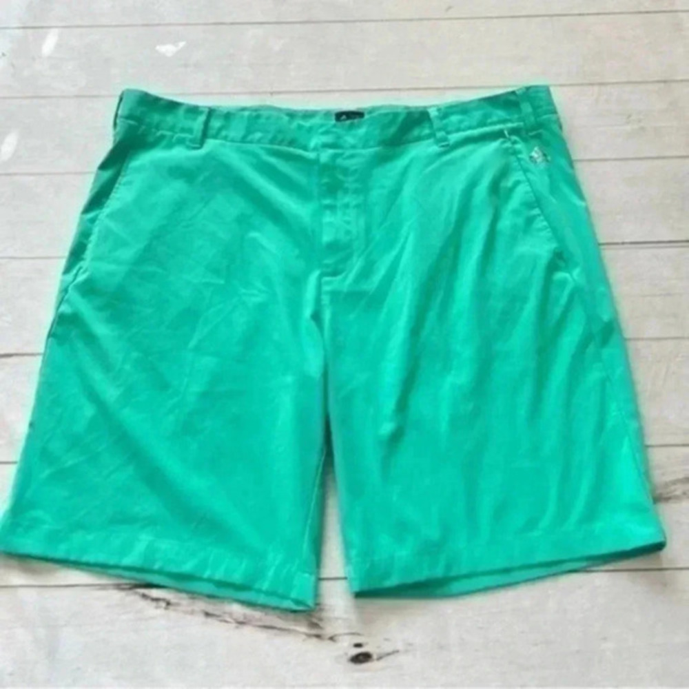 Adidas Men’s Size 40 pocket shorts